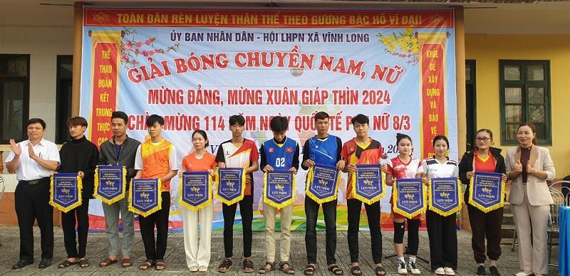 Xã Vĩnh Long tổ chức giải bóng chuyền truyền thống mừng Đảng, mừng Xuân Giáp Thìn 2024
